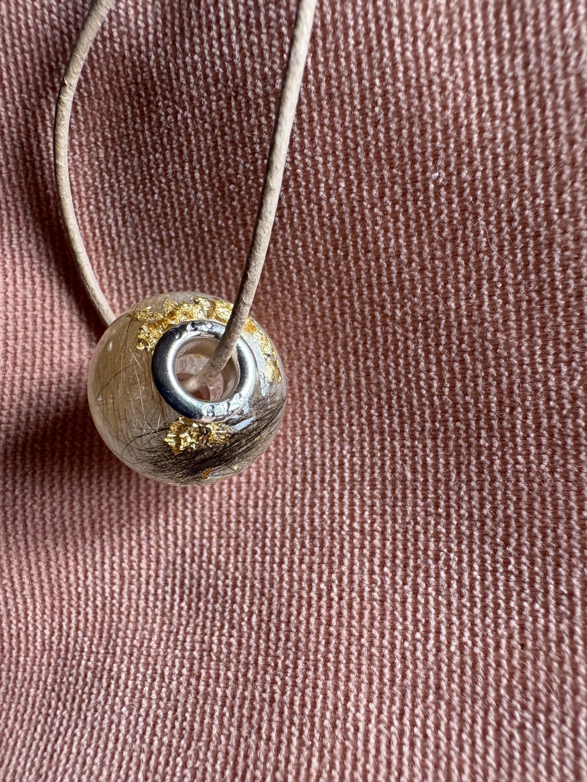 Charme Großlochperle – Bild 5