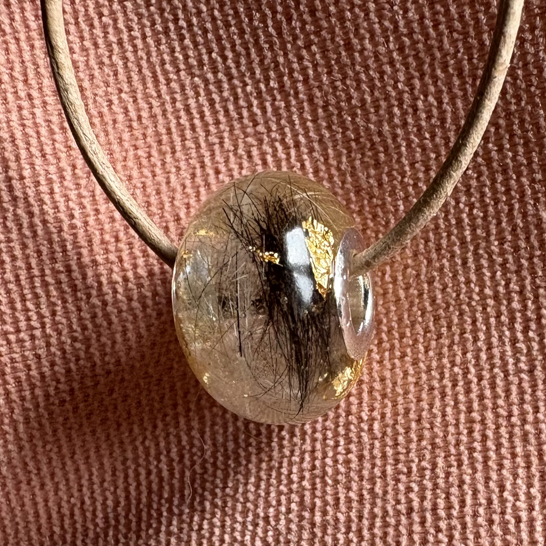 Charme Großlochperle – Bild 2